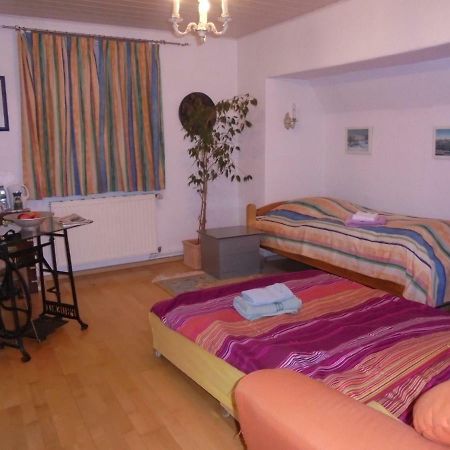 Hundefreundliches Zimmer Wustermark Exteriér fotografie