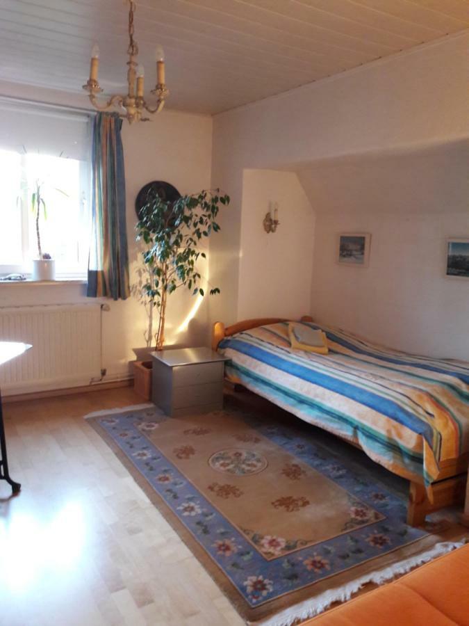 Hundefreundliches Zimmer Wustermark Exteriér fotografie